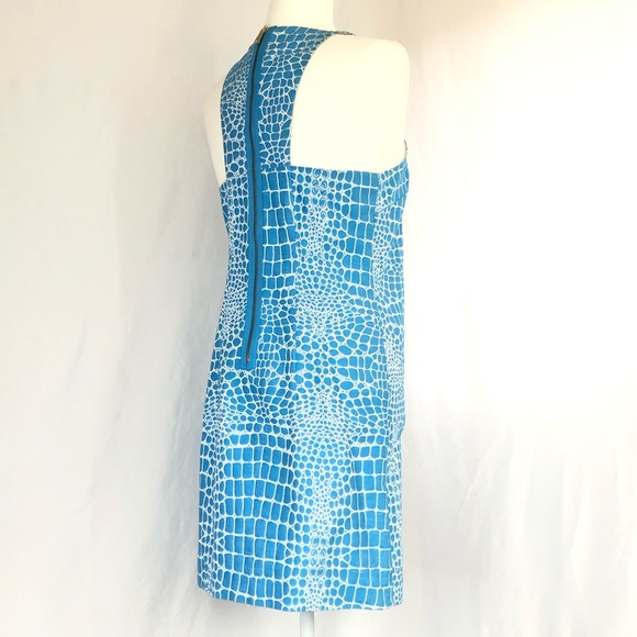 Dress - Picture 5 of 9